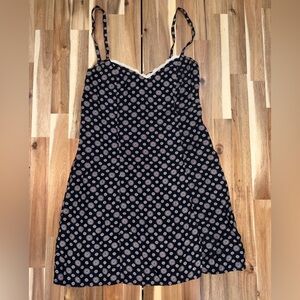 🖤Banana Republic Navy and White Patterned Fabric Mini Dress—Size Woman’s Medium